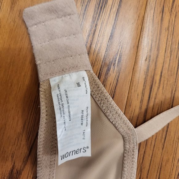 2x 36B Warner's bras - Picture 3 of 5